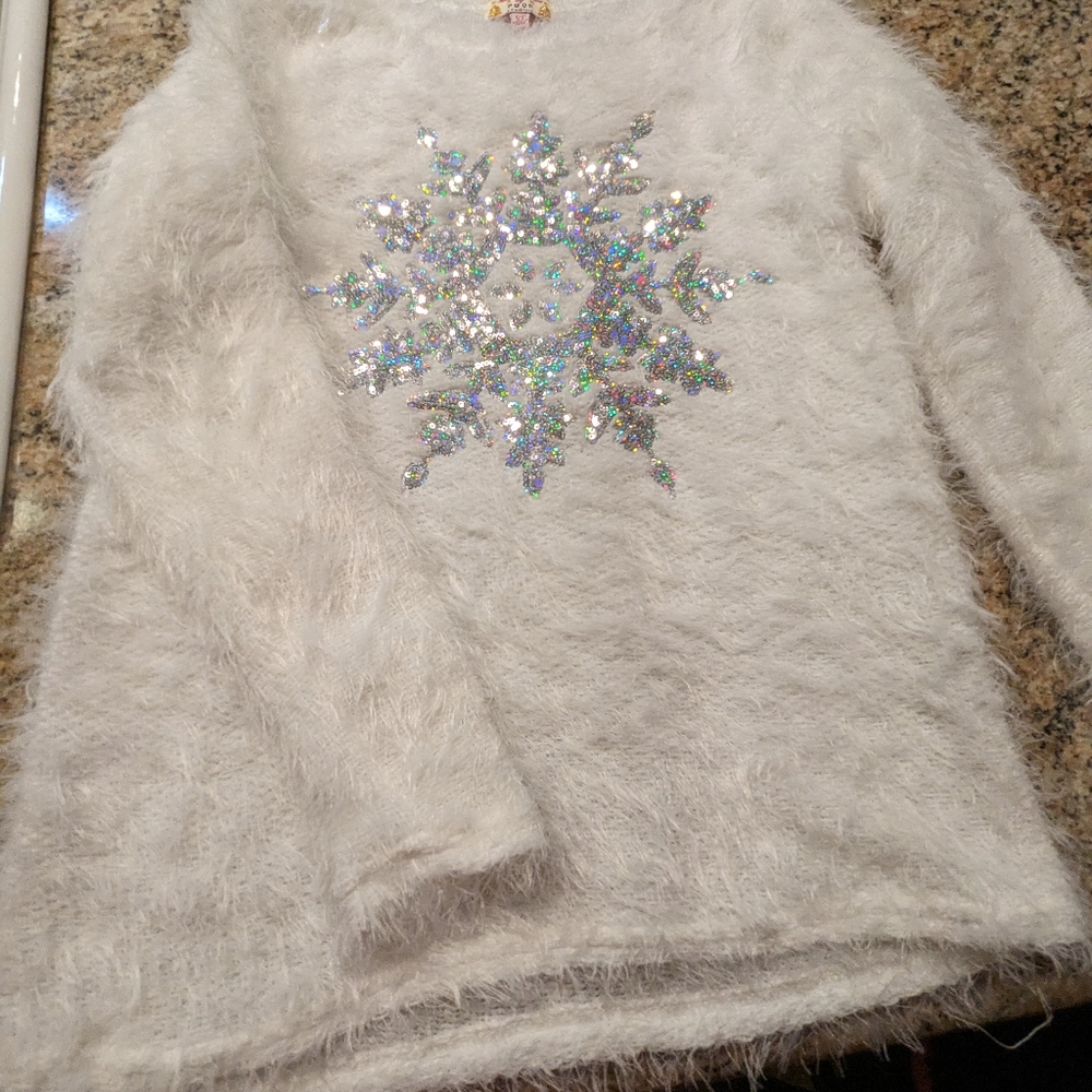 Beautiful white fancy white sweater